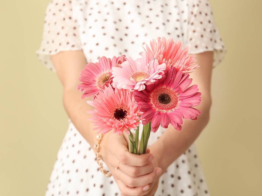 Secret language of flower-coded messages