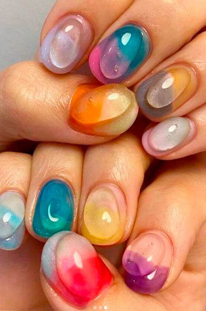 What are stylish nail trends now?