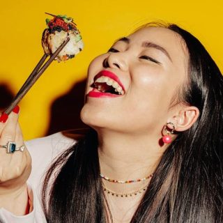 10 Foods for glowing skin and shiny hair