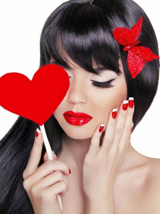 Stylish Nail Designs to Celebrate Valentine’s Day